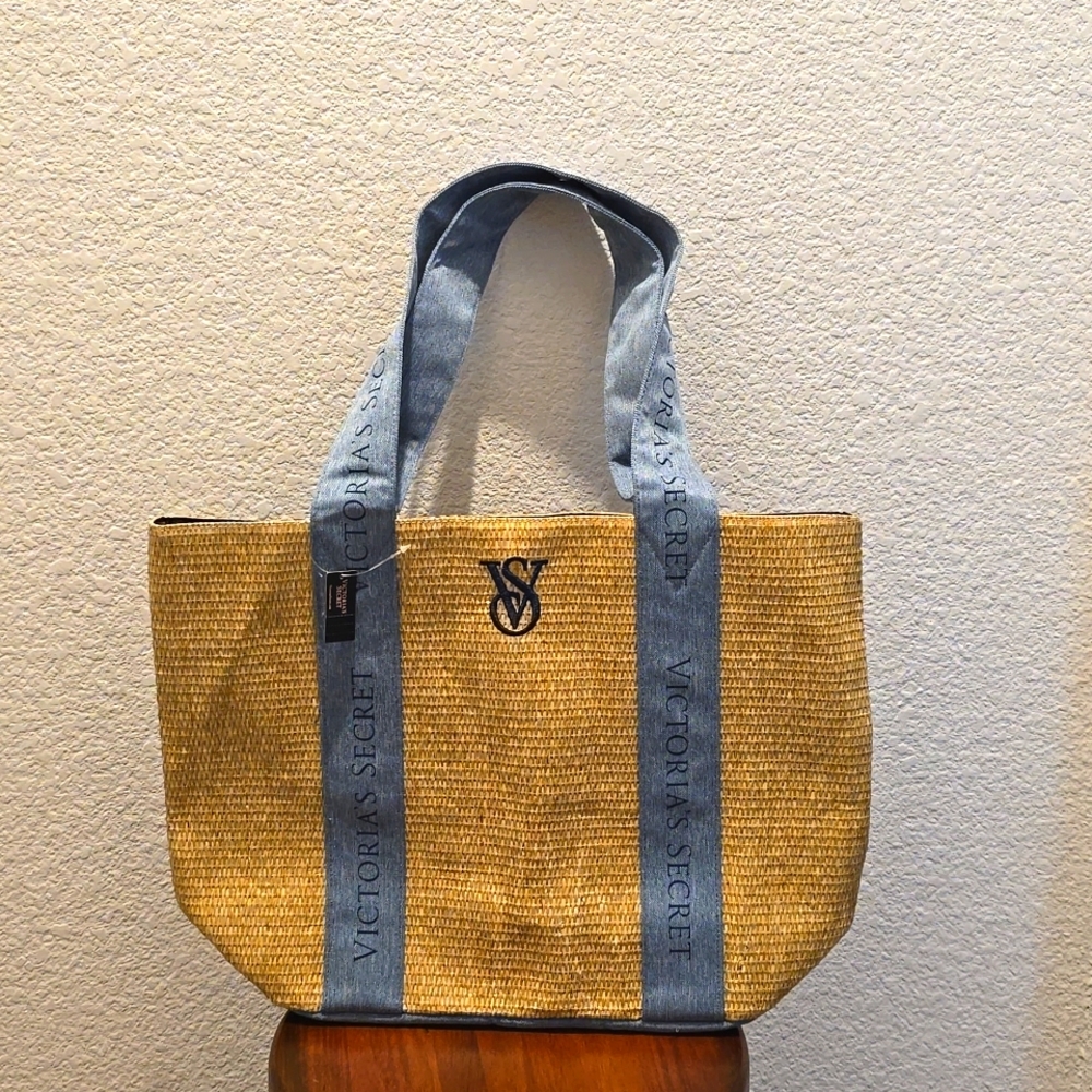 Victoria's Secret Large Woven Straw great for Coastal Beach and Summer Days